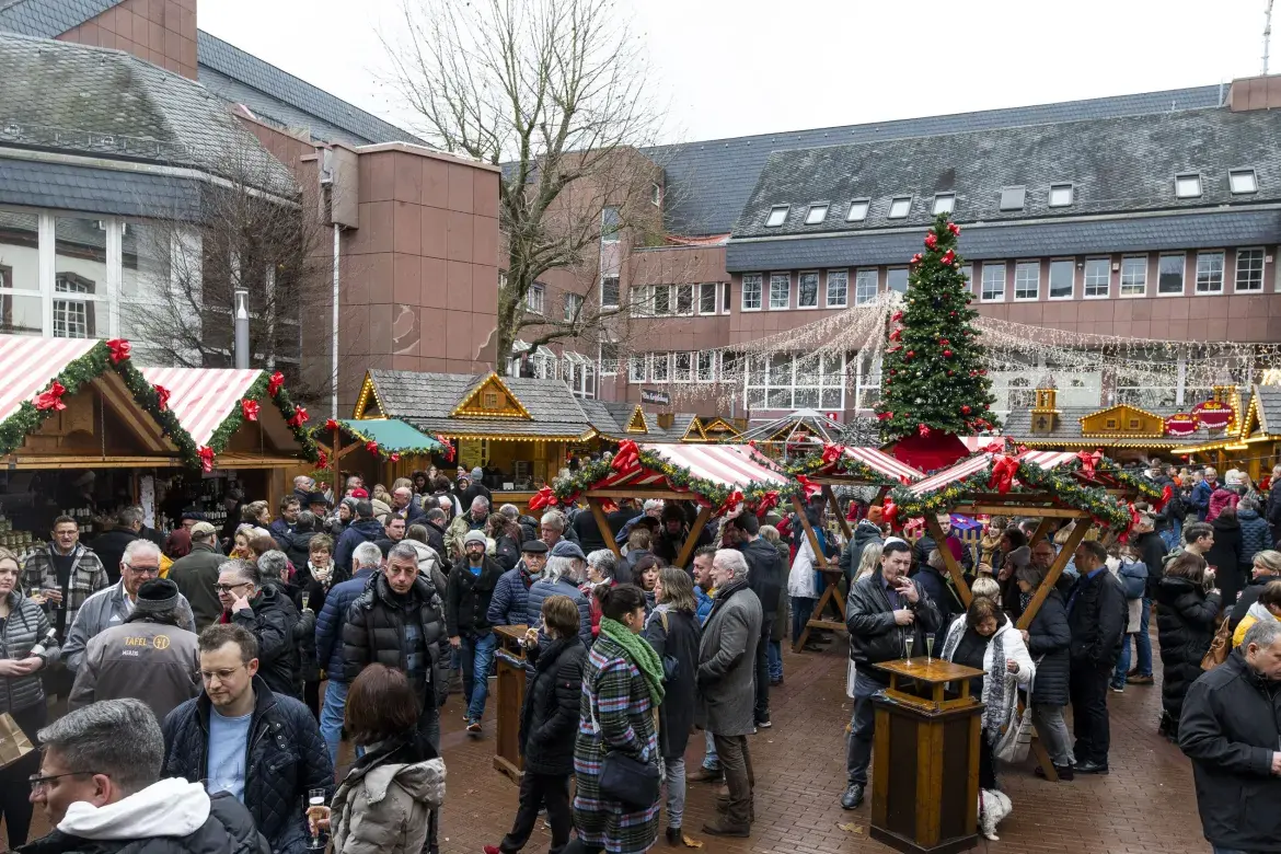 Heilig-Morgen-Party auf dem Merziger Weihnachtsmarkt